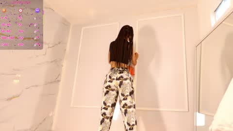 Violeta online show from April 2, 11:41 am