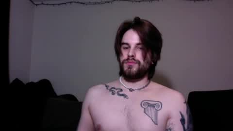 zorvello_83 online show from April 16, 10:23 pm