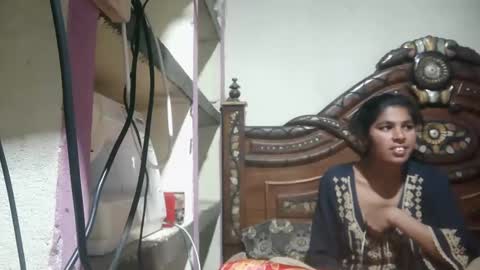 Snapshot of zoyakhan803 chatting on February 15, 7:17 pm zoyakhan803 online show from February 15, 7:17 pm