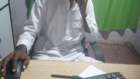 Snapshot of zoyakhan803 chatting on February 17, 11:34 am zoyakhan803 online show from February 17, 11:34 am