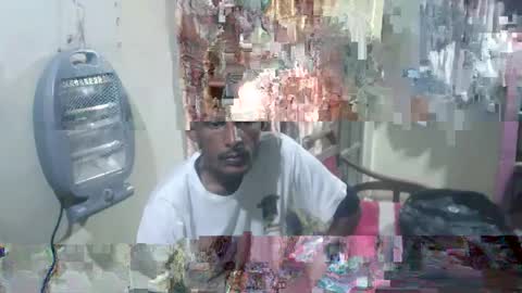 Snapshot of zoyakhan803 chatting on March 6, 8:41 am zoyakhan803 online show from March 6, 8:41 am