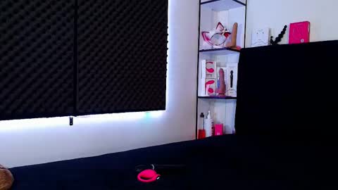 Snapshot of zpzphot chatting on February 15, 8:27 pm zpzphot online show from February 15, 8:27 pm