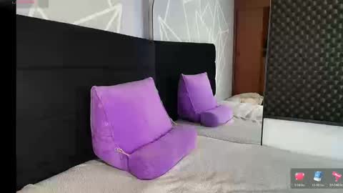 Snapshot of zpzphot chatting on February 28, 10:11 pm zpzphot online show from February 28, 10:11 pm