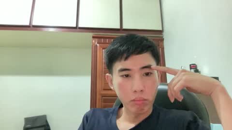 Z online show from April 4, 2:14 pm