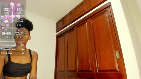 Snapshot of zule__williams chatting on November 6, 12:11 am zule online show from November 6, 12:11 am