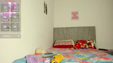 Snapshot of zule__williams chatting on November 7, 12:38 pm zule online show from November 7, 12:38 pm