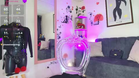 zully_green online show from April 11, 3:44 am