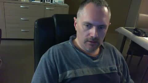 Snapshot of zultem chatting on February 25, 5:08 am zultem online show from February 25, 5:08 am