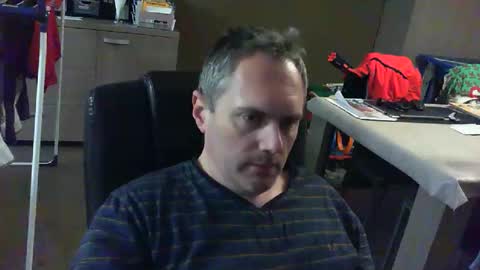 Snapshot of zultem chatting on November 18, 4:50 am zultem online show from November 18, 4:50 am