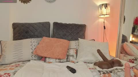 Snapshot of zuly_zahir_01 chatting on February 28, 8:53 am zuly goode online show from February 28, 8:53 am