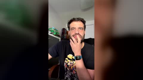 zurdineno online show from April 15, 10:44 am