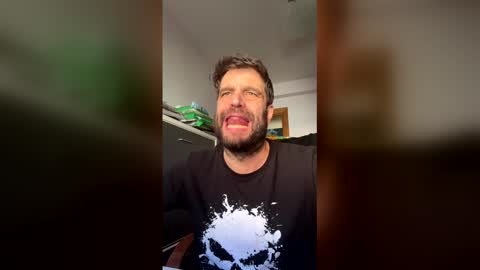 zurdineno online show from April 16, 10:05 am