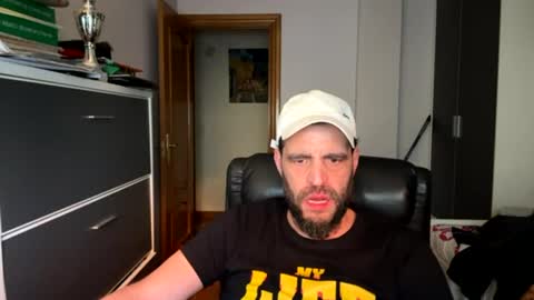 zurdineno online show from June 25, 5:12 am