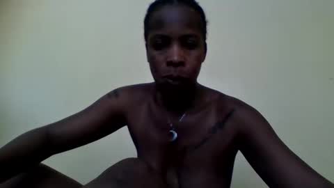 zurivelvetstudio online show from April 9, 10:53 am