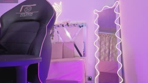 ZURY   online show from February 26, 11:31 am