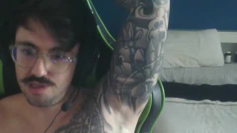 zusta10 online show from April 20, 4:32 pm