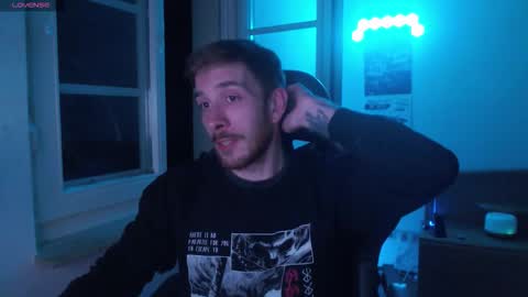 Zuzmoe online show from November 26, 9:16 pm