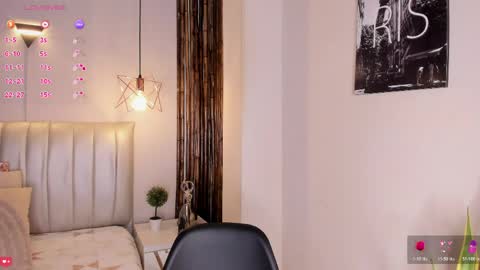 Snapshot of zuzu_sweet chatting on May 14, 8:04 pm Zara online show from May 14, 8:04 pm