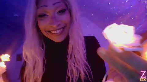 Snapshot of zya_zoo chatting on January 5, 4:47 am ZYA online show from January 5, 4:47 am