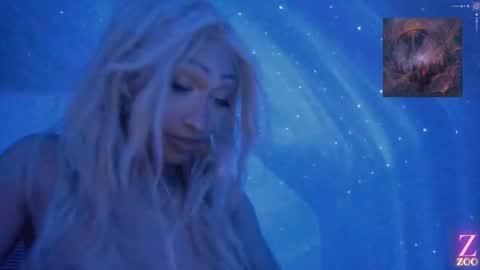 Snapshot of zya_zoo chatting on January 11, 12:55 am ZYA online show from January 11, 12:55 am