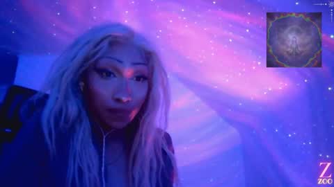 Snapshot of zya_zoo chatting on January 11, 7:06 am ZYA online show from January 11, 7:06 am