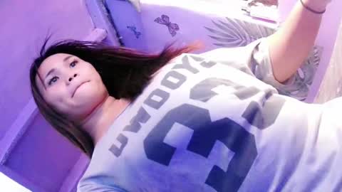 Snapshot of zylia_elisesquirt chatting on July 21, 6:27 am zylia_elisesquirt online show from July 21, 6:27 am