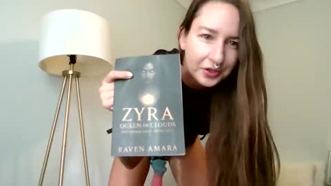 Zyra Cloud online show from November 21, 6:28 pm