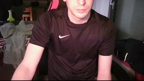 Snapshot of zyriosben chatting on February 6, 11:10 am zyriosben online show from February 6, 11:10 am