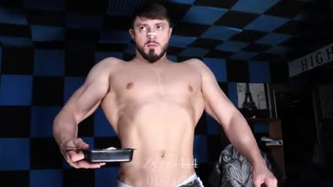 Snapshot of zyzz4444 chatting on January 27, 1:09 pm Greek God online show from January 27, 1:09 pm