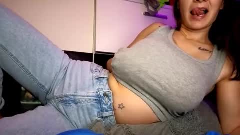 Snapshot of zzarraaa chatting on November 2, 7:49 pm zzarraaa online show from November 2, 7:49 pm