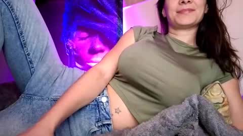 Snapshot of zzarraaa chatting on November 27, 7:49 pm zzarraaa online show from November 27, 7:49 pm