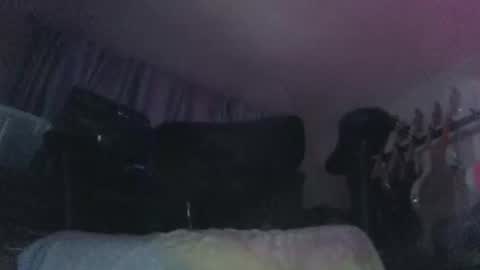 zzzzzbuzz online show from April 12, 3:00 am