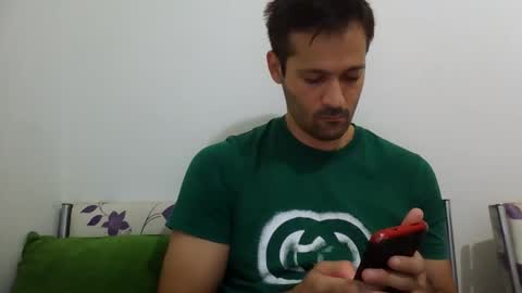 Snapshot of zzzzzzz41 chatting on September 9, 12:37 pm zzzzzzz41 online show from September 9, 12:37 pm