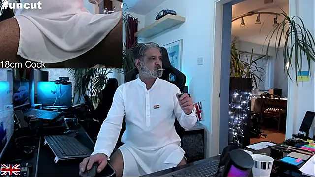 OnlineBossUK online show from November 14, 3:11 pm