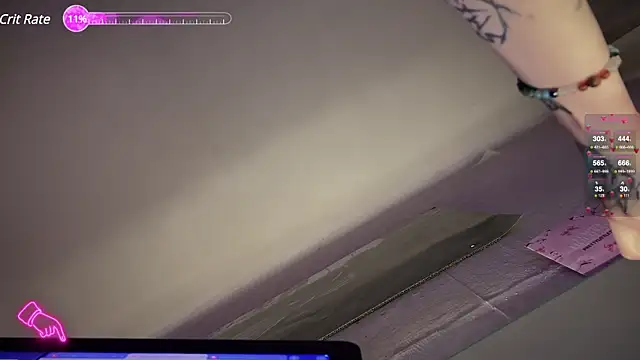 Snapshot of Mannarie_Madsinn chatting on January 8, 8:27 am Mannarie Madsinn online show from January 8, 8:27 am