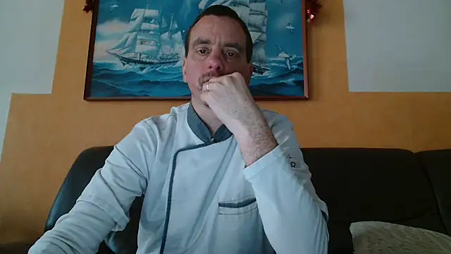 cloupefun online show from December 16, 8:20 am