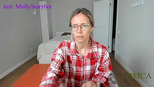 angelmommu online show from May 20, 9:26 am