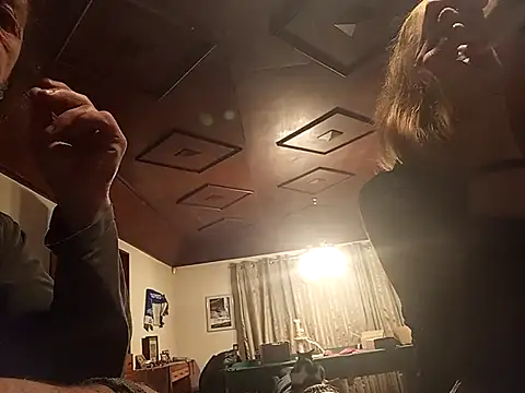 coolkasal online show from April 10, 8:24 pm