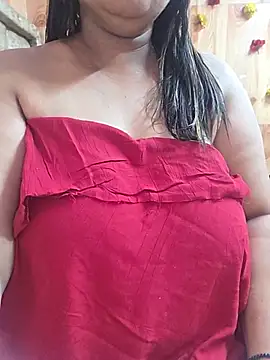 MOM-SUN-COUPLE online show from May 24, 9:25 am