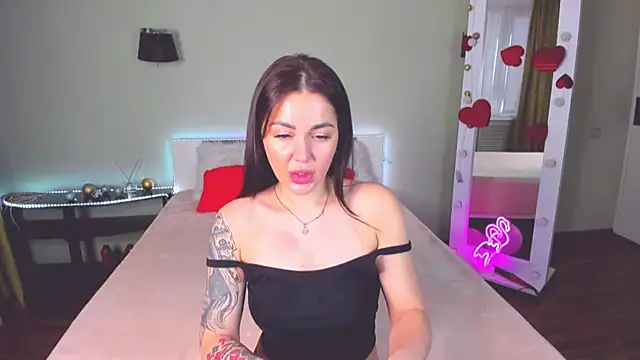 CrazyMilanka online show from March 2, 11:18 am