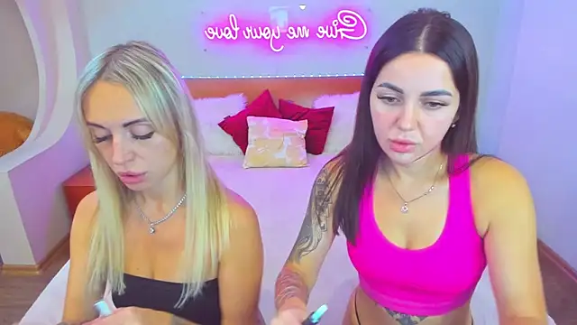 CrazyMilanka online show from September 15, 11:32 am