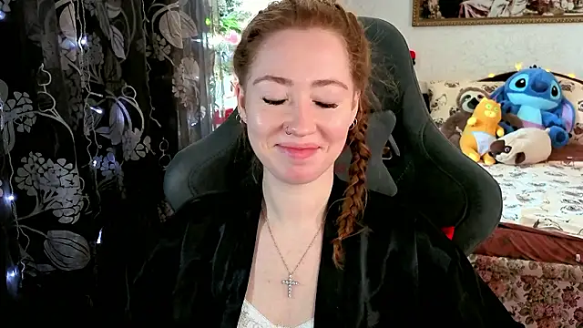 TinaBrook online show from March 19, 4:49 am