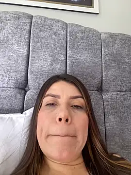 martina contreras online show from November 4, 8:08 pm