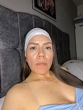 martina contreras online show from April 9, 7:03 am