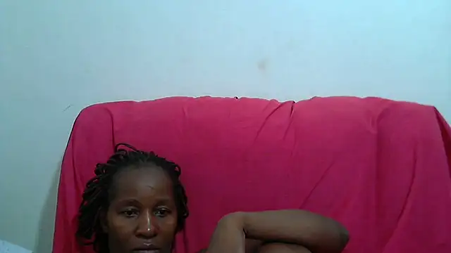 Snapshot of sluttylaura21 chatting on February 20, 2:57 pm sluttylaura21 online show from February 20, 2:57 pm