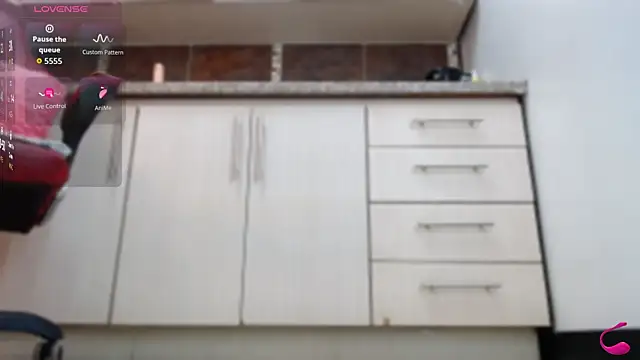 Abril Beltran  online show from November 3, 10:42 pm