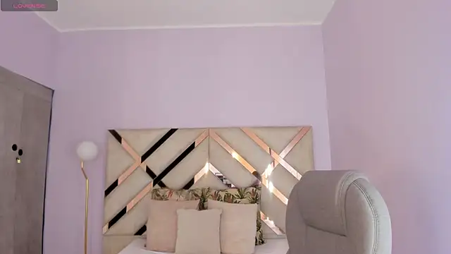 kylie reyes online show from April 17, 7:39 pm