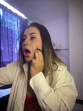 pamelao online show from February 10, 5:30 pm