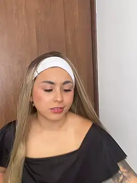 pamelao online show from May 21, 3:30 pm