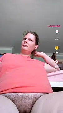 Snapshot of xxSexyBushLinnxx chatting on June 27, 12:22 pm xxSexyBushLinnxx online show from June 27, 12:22 pm